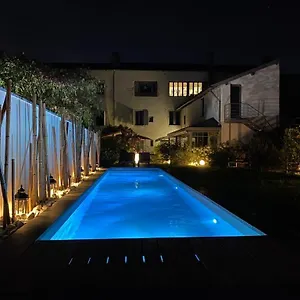 De La Au Jardin Guest house