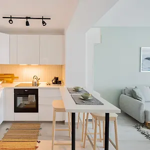 Urban Aparthotel